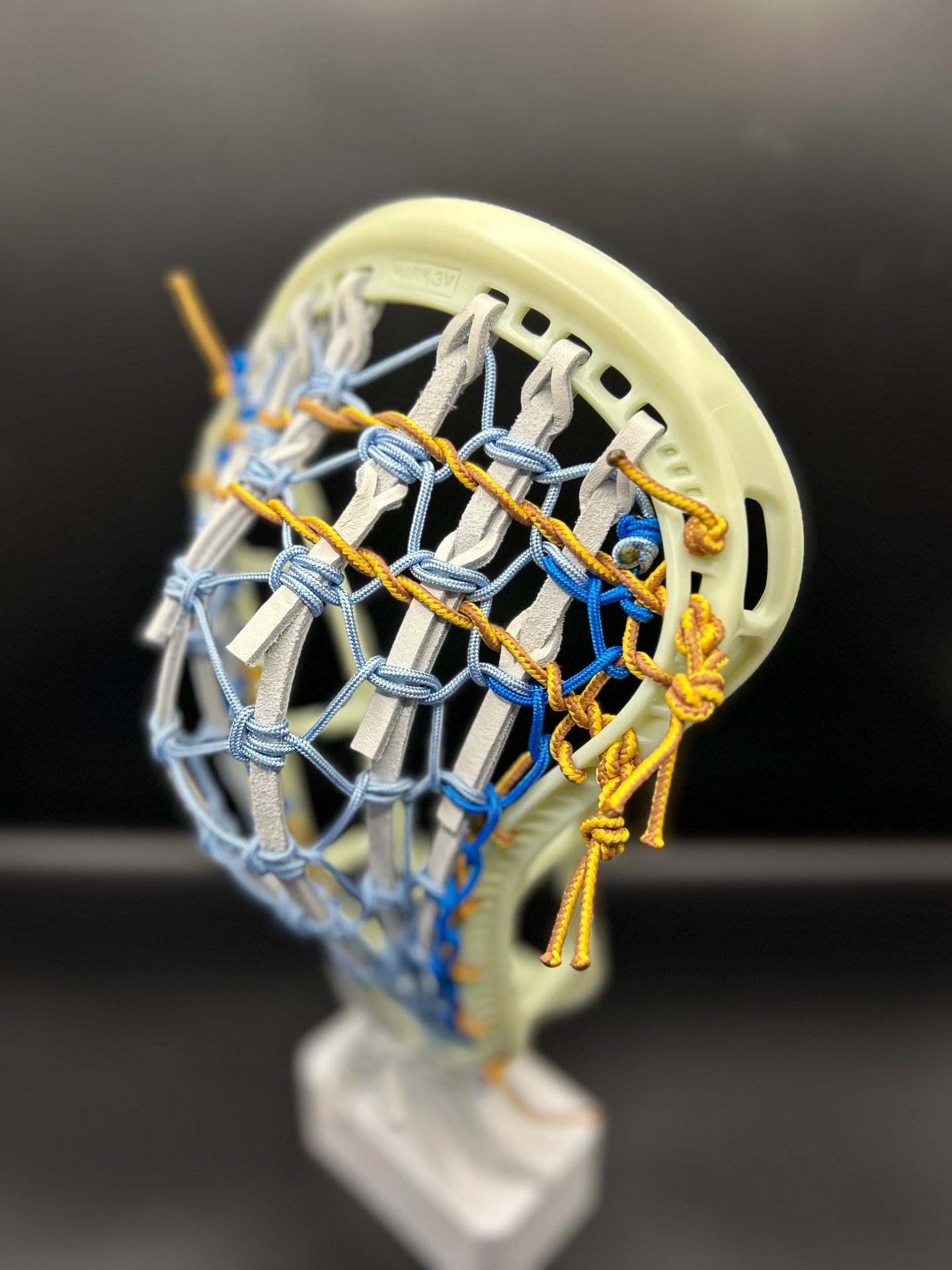 StringKing Mark 3V · Six-Shooter Seven-Diamond Traditional